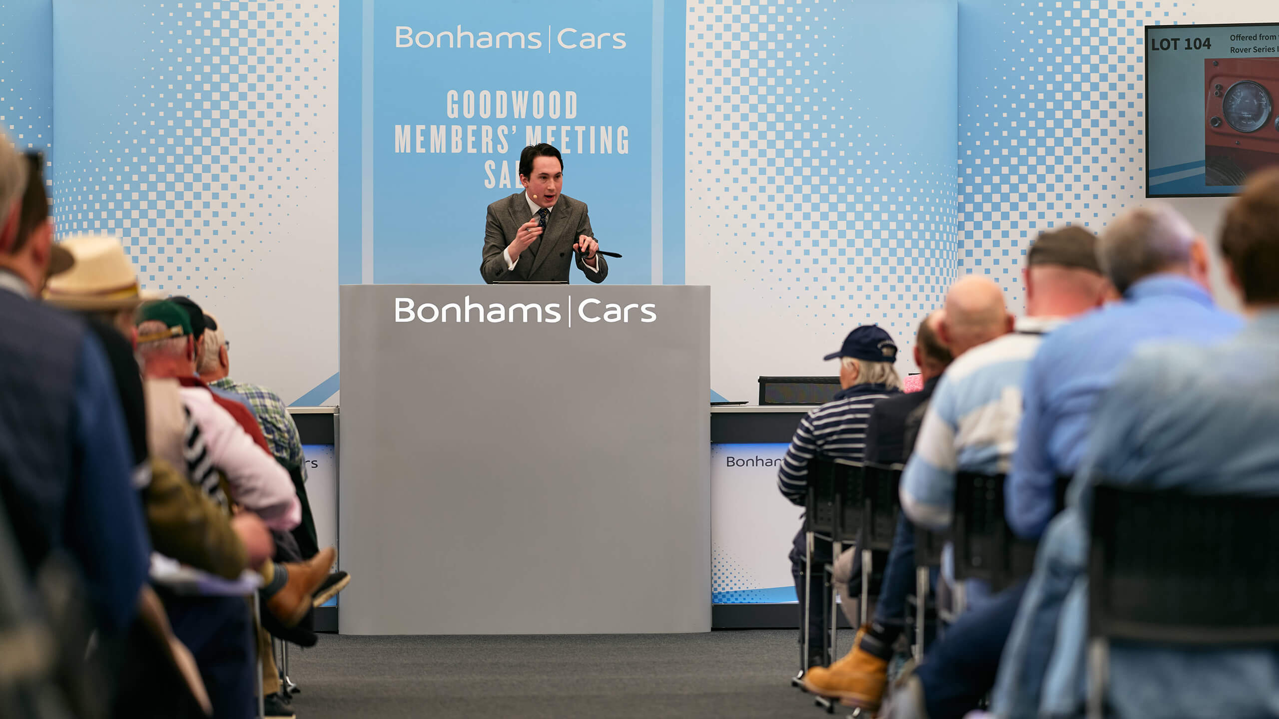 Bonhams’ £3.1m Members’ Meeting auction
