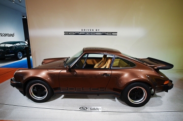 The Hipsters&#39; friend: trendy 911 Turbo sells for $330k
