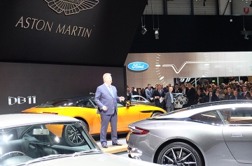 Aston's CEO Andy Palmer addresses a throng of marque enthusiasts. Should that be a 'Bond' of 007 fans?