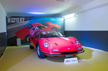 Another hit on the night, healthy bid of €500k won this Dino 206 GT