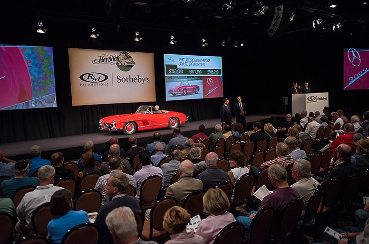 Where's the fire? Hi-visibility 300 SL Roadster on its way to $825k all-in at RM