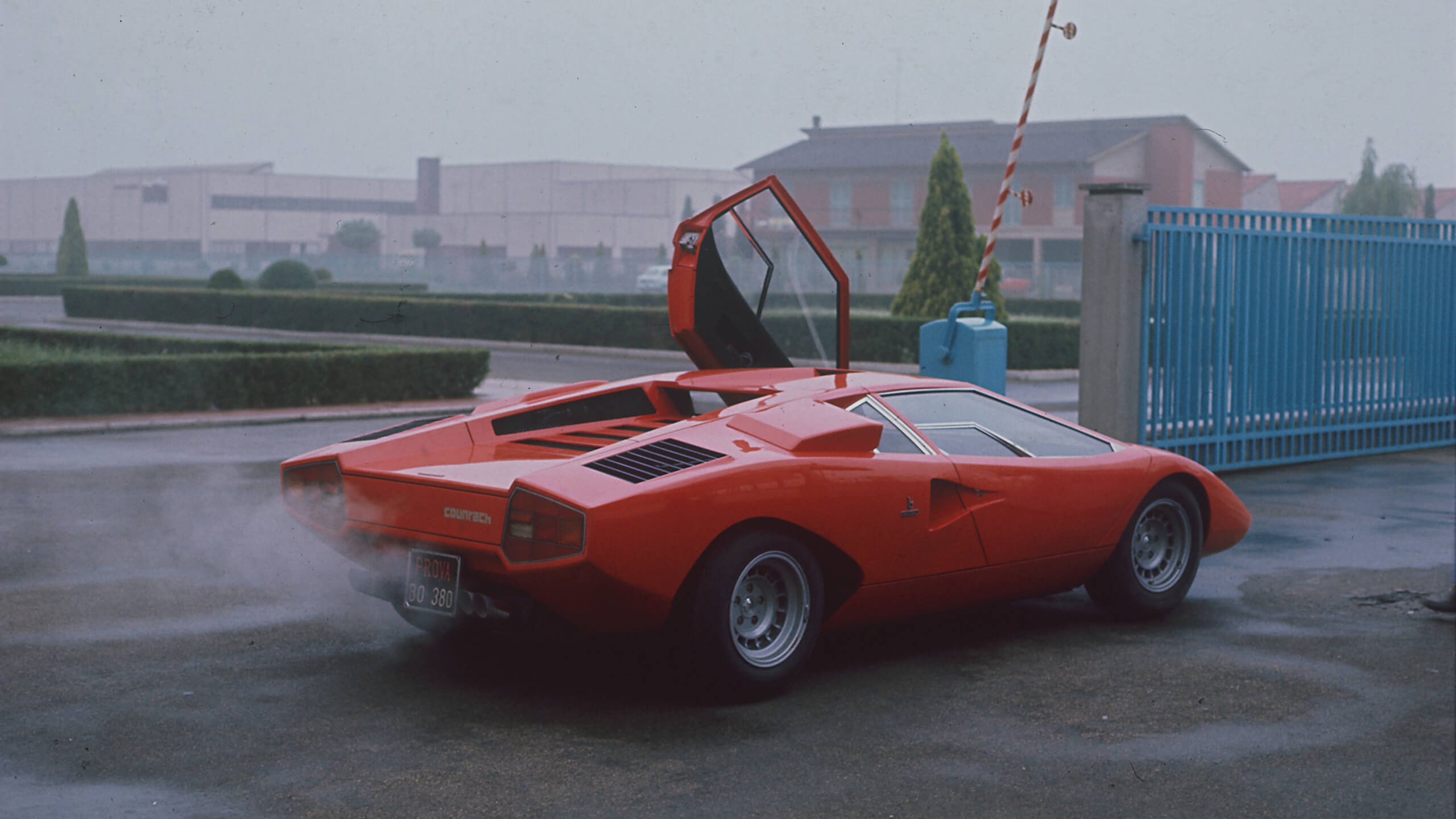 Test Drive: Lamborghini Countach LP400