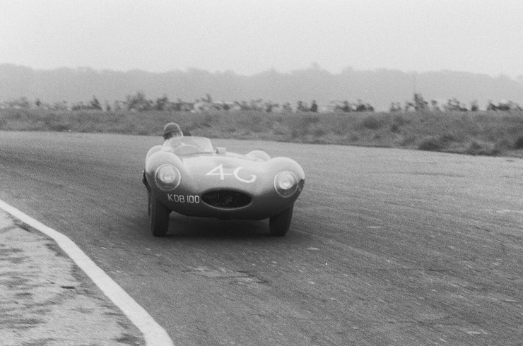 Peter and his famous red D-type XKD 518 absolutely flat out at Snetterton in 1956 (Revs Institute)